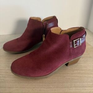 Vionic Women’s Ankle Boots Burgundy Suede Leather Buckle Booties US 9 Orthotic